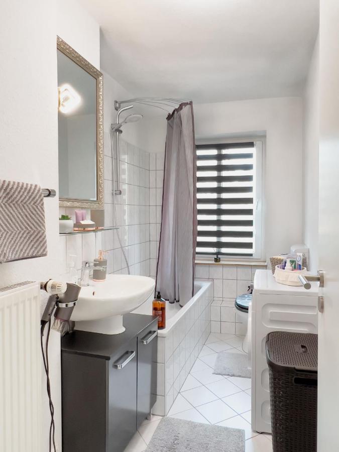 Schoene Helle & Gemuetliche Wohnung In Altstadtnaehe แอร์ฟวร์ท ห้อง รูปภาพ
