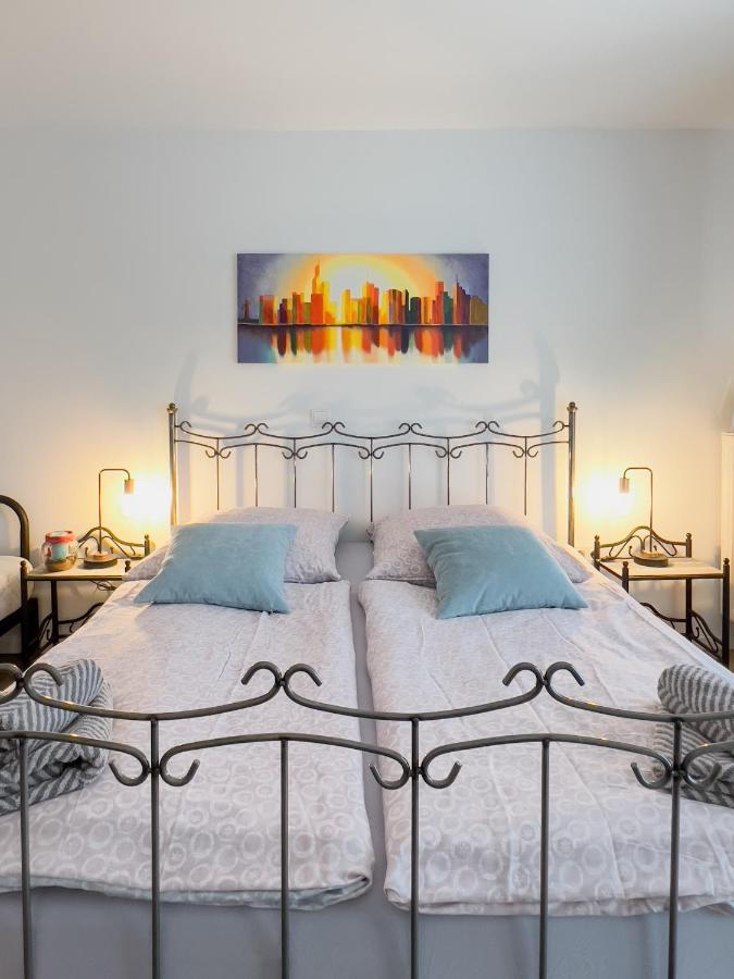 Schoene Helle & Gemuetliche Wohnung In Altstadtnaehe แอร์ฟวร์ท ห้อง รูปภาพ